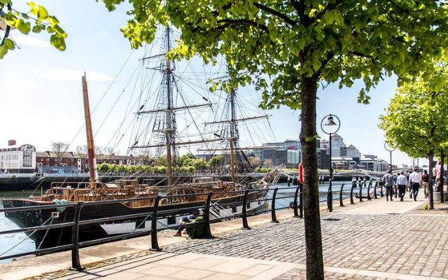 Jeanie Johnston Tall Ship Jeanie Johnston Tall Ship