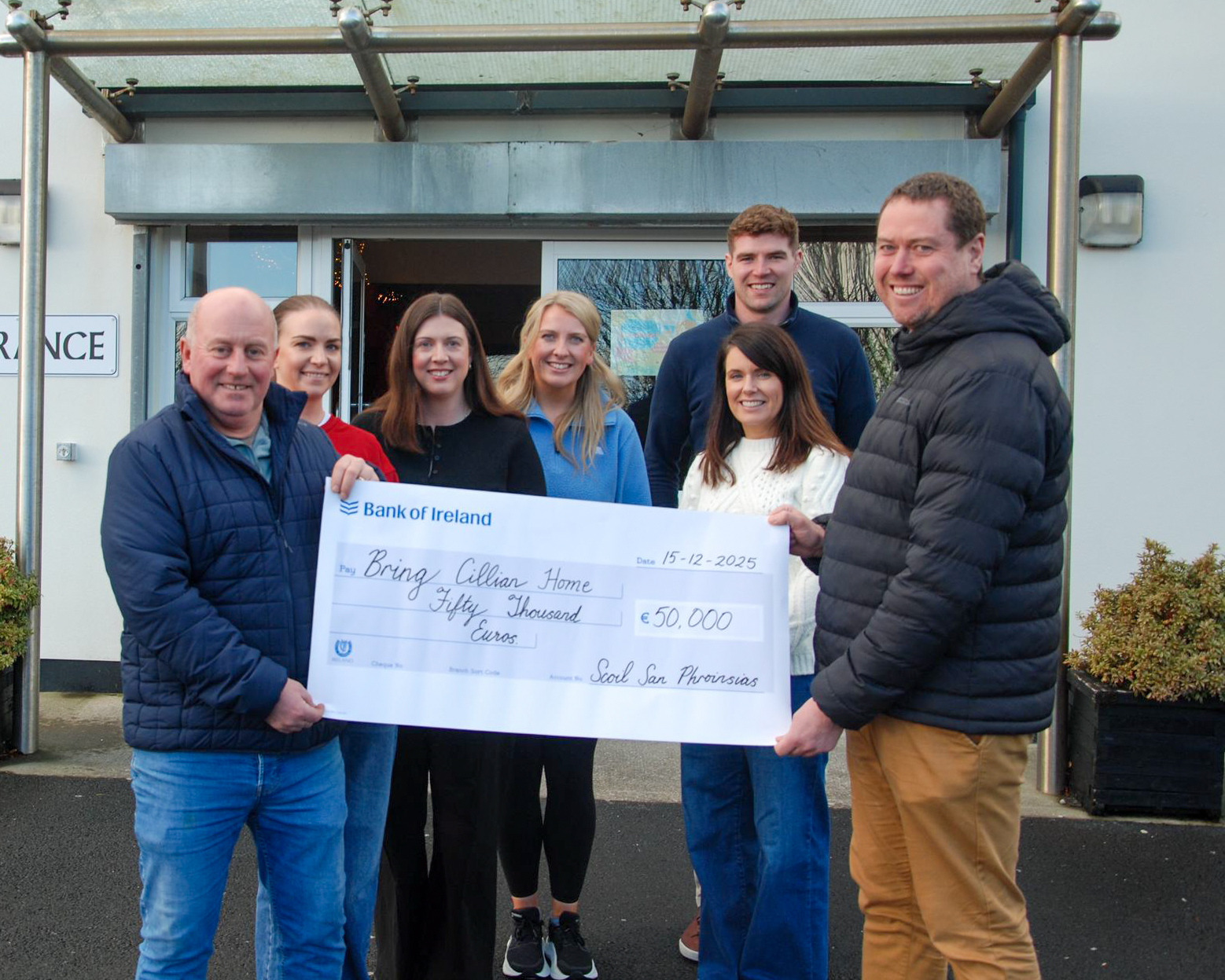Hughie Keleghan, Chairman of the Galway Greyhound Owners & Breeders Association, pictured with teaching staff from Scoil San Phroinsias - Nicola Mooney, Aisling Larkin, Helen Moran, Deirdre Foy, Aaron Broderick and David Hannify – at the presentation of a cheque for €50,000 raised for Cillian O’Brien following a fundraiser at Galway Greyhound Stadium on Friday 21st November. Pic: Pat Keane